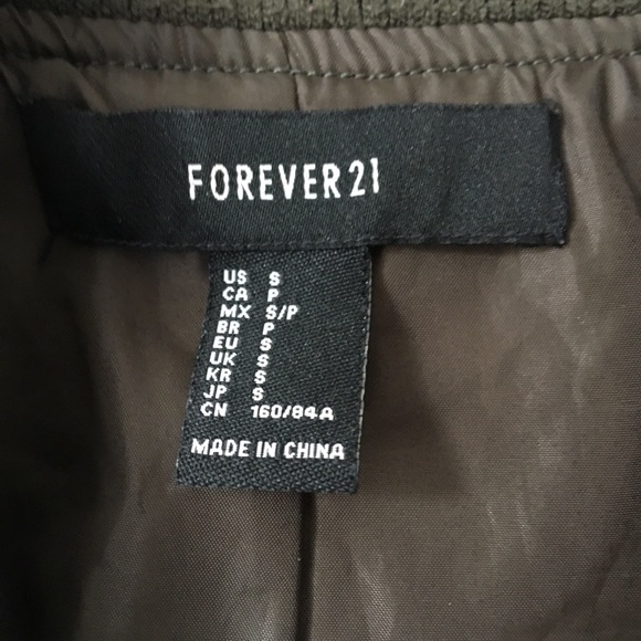 Camo Jacket | Forever 21 |Size S - Picture 3 of 4